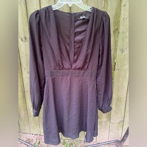 Lulu’s black deep V long sleeve mini dress size small